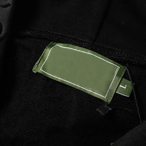 Sweat à capuche imprimé en relief, élégant, confortable, coupe ample, idéal pour le streetwear, les superpositions et les voyages - Product Image 5