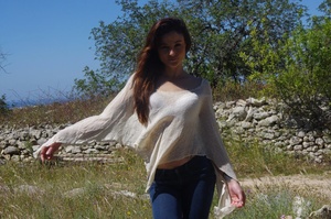 Poncho en tricot style bohème en coton brut, chemisier de festival à manches larges et fluides pour tenues décontractées et de vacances - Product Image 2