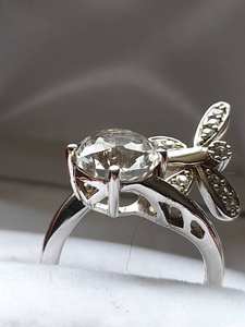 Anillo de Plata de Ley con Cuarzo Óptico, Joyería Artesanal con Piedras Preciosas, Diseño Elegante para Mujer, Venta al Por Mayor para Exportación - Product Image 3