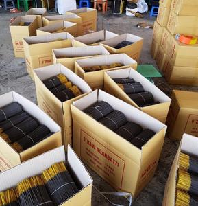 Haute qualité première couche bâtons de bambou Vietnam Agarbatti bois porte-encens usage religieux inde marché forme diffuseur - Product Image 6