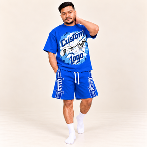 เสื้อยืดโอเวอร์ไซส์ลายกราฟิกพร้อมกางเกงขาสั้น ชุดลำลองฤดูร้อนสำหรับผู้ชาย สกรีนโลโก้ได้ตามต้องการ ขายส่งจากโรงงาน - Product Image 1