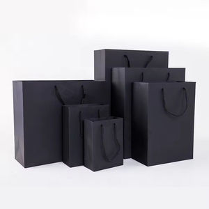 Bolsas de Compra de Papel Kraft Reciclado Ecológicas con Logotipo Personalizado, Laminación Negra Clásica e Impresión Offset para Comercio Minorista - Product Image 3