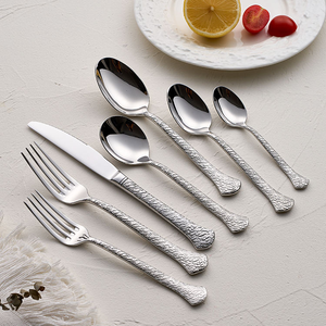 Lot de couverts vintage en acier inoxydable, style baroque martelé, finition miroir - Product Image 4