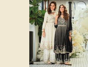 <span class=keywords><strong>Collezione</strong></span> di Lusso per l'Eid: Completo Palazzo in Chinon Pesante con Ricami Dettagliati, Salwar Suit Festivo Pronto <span class=keywords><strong>da</strong></span> Indossare per Donne - Product Image 5