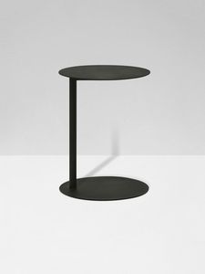 Table d'appoint décorative en métal industriel offrant une surface supérieure durable, un élément d'accentuation unique pour un environnement loft urbain - Product Image 3