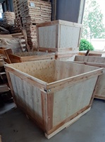 Caisse en bois massif HLC personnalisée pour le déménagement et le stockage |   ISPM15 |   Acacia et contreplaqué |   Surface poncée |   Fabricant vietnamien