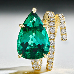 Luxury Women's 18K <b>Gold</b> <b>Cocktail</b> <b>Ring</b> With Pear Shape Emerald And Round Diamond - Product Image 4
