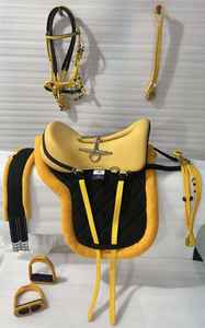 Ensemble de selle de cheval haut de gamme en matière synthétique incassable, arbre en plastique, plusieurs couleurs disponibles - Selle d'endurance de pointe - Product Image 4