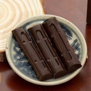 Barra de Chocolate Negro Premium 72% con Cacao y Manteca de Cacao como Productos al por Mayor a Granel para Set de Regalo Corporativo - Product Image 1
