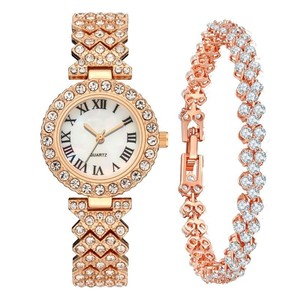 Conjunto de Reloj para Mujer, Reloj de Cuarzo de Aleación de Dos Piezas con Brazalete Moderno, para Uso Diario y Regalos, Accesorios de Moda para Mujer - Product Image 4