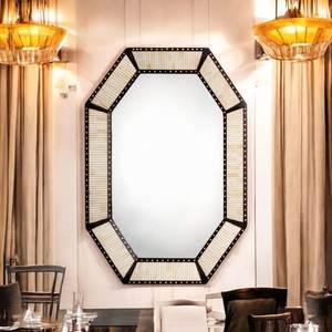 Miroir décoratif mural de luxe de style moderne, fait main en Inde, écologique, avec incrustations en os et éclairage intégré, idéal comme cadeau - Product Image 6