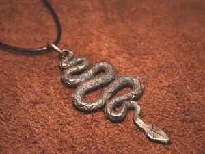 สร้อยคอฮอร์นแท้สไตล์วินเทจแฟชั่นสำหรับเด็กหญิงและเด็กชายมีคุณภาพลายล็อกเกตศาสนาคริสเตียนสุดเท่ราคาถูก - Product Image 2