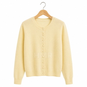 Cardigan en acrylique jaune tricoté à manches longues, col rond, boutonné devant, style décontracté, de la sororité HMR Sisterhood - Product Image 1