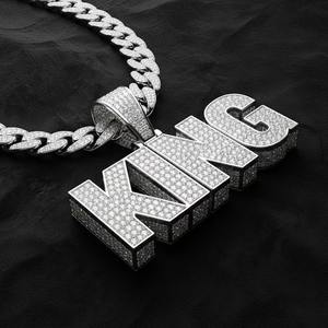 Collar con Colgante de Letra Personalizado para Hombre, Plata de Ley 925 con Moissanita |   Joyas Hip Hop Atrevidas con Efecto Hielo para Uso Diario - Product Image 1