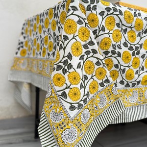 Nappe tendance en coton imprimée à la main style indien, rose poudré et jaune sauge, pour décoration de ferme - Product Image 5