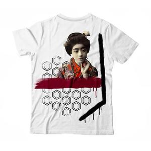 Camiseta de estilo japonés para hombre con estampado de foto de Geisha, manga corta, cuello redondo, ajuste regular, jersey de algodón con estampado digital - Product Image 1
