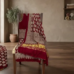 Ensemble de tenue de festival Gulnaar Jaal Ajrakh en coton et soie imprimé à la main, 3 pièces, comprenant un choli en georgette avec un lehenga choli - Product Image 5