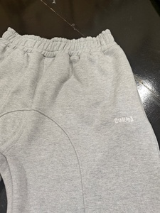 Loshaypappay Pantalones de chándal básicos de pierna recta para hombre, de gran tamaño, personalizados, con corte acampanado de lona, 100% algodón, ¡los más vendidos! - Product Image 2