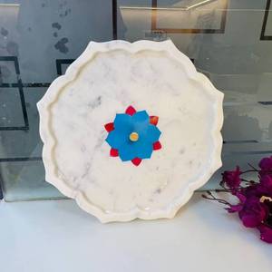 Plateau en marbre blanc fait main avec un motif floral, de bonne qualité, décoration d'intérieur, plateau de service pour aliments et fruits secs - Product Image 1