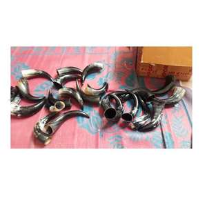 Chope à boire artisanale en corne de buffle, forme cloche, finition naturelle, design vintage, pour bière et hydromel, vente en gros - Product Image 4