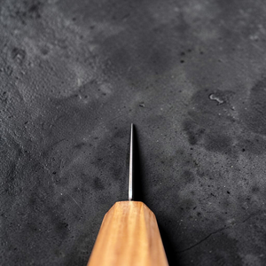Couteau de chef japonais Gyuto de qualité supérieure |   Couteau de cuisine traditionnel en bois avec manche Wa |   Acier inoxydable à haute teneur en carbone de qualité industrielle OEM - Product Image 4