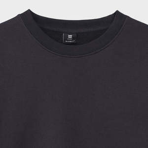 เสื้อสเวตเชิ้ตคอกลมผู้ชาย ผ้าฝ้าย 100% ทรงปกติ สีพื้น สวมใส่สบายๆ สำหรับฤดูใบไม้ร่วง - Product Image 3
