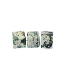 Vente en gros de pierres de cristal sculptées de haute qualité, pierres de calligraphie en cristal, cubes de cristal, décoration énergétique Feng Shui - Product Image 5