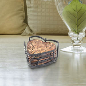 Sous-verres en bois gravés en forme de cœur, faits à la main, avec support métallique, pour la décoration de table à la maison et les cadeaux, provenant d'Inde. - Product Image 5