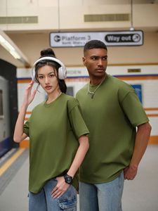 เสื้อแจ็คเก็ตแฟชั่นฟิตเนสฤดูร้อน 220 กรัม แขนสั้น สวมใส่สบาย ทรงปกติ ระบายอากาศได้ดี แห้งเร็ว ผ้าไม่ยับ เสื้อผ้าสำหรับวันหยุด - Product Image 2