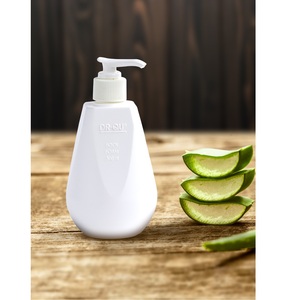 Dr. Qu Unisex Singapur, Gel de Ducha Espumoso para Adultos, Tamaño Regular, para Todo Tipo de Piel, Hidratante, Enriquecido con Espuma, Favorece el Metabolismo de la Piel, 300 ml - Product Image 1