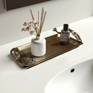 Plateau de vanité en acier inoxydable brillant avec finition dorée, plateau de service moderne de luxe pour salle de bain, pièce maîtresse décorative pour table ou bureau - Product Image 2