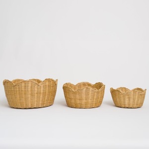 Juego Ecológico de 3 Tazones Redondos de Ratán Blanco con Borde Festoneado - Product Image 4