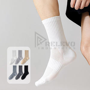 Calcetines casuales de media pantorrilla para hombre, otoño-invierno, absorbentes del sudor, transpirables, hechos a mano, sin costuras, tejidos con una sola aguja - Product Image 5