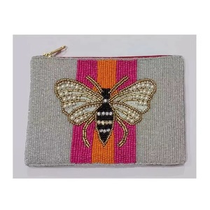 Monedero de cuentas de semillas Kolly BUTTERFLY, hermoso monedero de cuentas personalizado para mujer, monedero moderno con múltiples compartimentos - Product Image 1