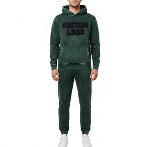 Chándal de hombre personalizado con capucha, verde oscuro, lavado ácido, transpirable, ecológico, informal, de invierno, de forro polar grueso, acolchado y con bordado. - Product Image 1