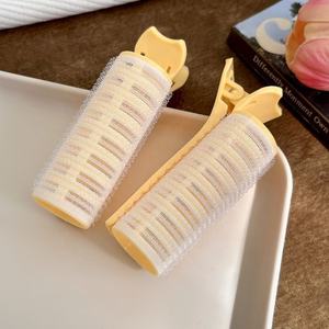 โรลม้วนผมพลาสติกสีเหลืองน่ารัก ไม่ใช้ความร้อน ช่วยเพิ่มวอลลุ่มและจัดทรงผมได้ - Product Image 3