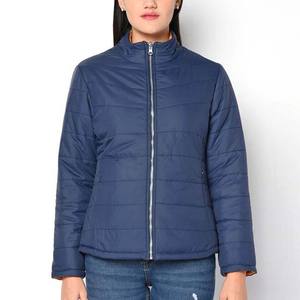 Vestes matelassées pour femmes de qualité supérieure, très vendues, avec logo personnalisé, design uni, respirantes, imperméables, coupe-vent, tricotées, bleu marine - Product Image 1