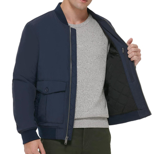 Veste bomber tendance, dernière collection, couleur unie, polyester, col montant, poches sur les manches, pour homme, avec logo personnalisé. - Product Image 5