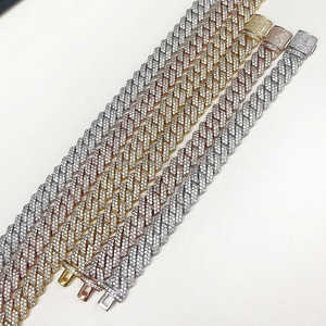 Collar de Plata de Ley 925 Plateada con Cadena Cubana y Diamante Moissanita VVS Engastado en Bisel, Certificado IGI, de Moda, Regalo para Hombre - Product Image 5