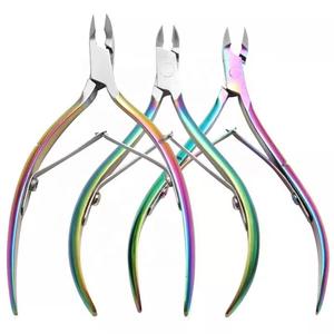 Pince à cuticules professionnelle en acier inoxydable – Mâchoires de précision, poignée antidérapante, qualité salon – Acier résistant à la rouille - Product Image 1