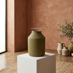 Vase cylindrique rustique en terre cuite Oscur Olive, pot en argile artisanal, récipient décoratif en grès, vente en gros - Product Image 4