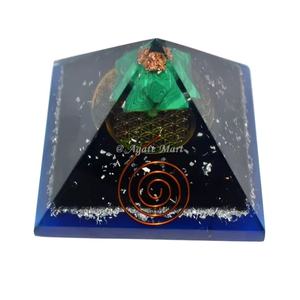 Mejor calidad Venta caliente Cuarzo de cobre a granel con pirámide de orgonita de cobre Pirámide de protección de piedra natural - Product Image 3