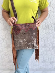 Bolso de Hombro de Cuero con Flecos Estilo Bohemio Vintage, Diseño Artesanal, Piel de Vaca, Moda 2026 - Product Image 5