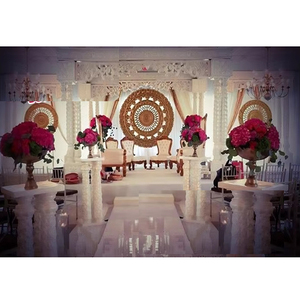 Décorations de scène de mariage à cadres ronds, panneaux dorés pour fond de mandap de mariage, panneaux ronds pour scène de mariage, décoration d'événements en Irlande - Product Image 1