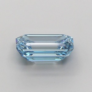 Diamant de laboratoire CVD de 1,84 carat, taille émeraude, bleu vif fantaisie, clarté VS2, polissage excellent, qualité supérieure, référence DL9 20100 - Product Image 2