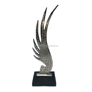 Sculpture décorative en aluminium avec finition nickel et noir pour la décoration de la maison Sculpture en métal Diwali Gift Items - Product Image 4