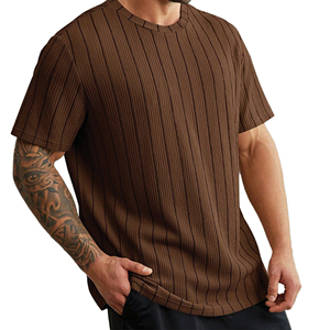 T-shirt de sport urbain pour hommes - Parfait pour les entraînements, le sport et les voyages, T-shirt en mélange polyester-coton pour douceur et confort - Product Image 2