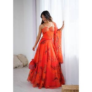 Lehenga Choli de poliéster bordado para fiesta con trabajo de lentejuelas - Product Image 6