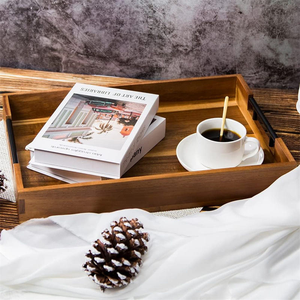 Bandeja Rectangular de Madera para Servir con Asas de Metal Negro y Bordes Elevados, Bandeja Grande Hecha a Mano para Desayuno o Comida, para Mesa de Comedor - Product Image 4