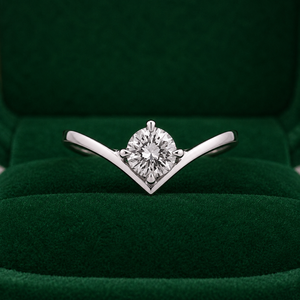 Bague de fiançailles solitaire en diamant rond en argent sterling 925 certifié IGI, bijoux fins pour femmes, bijoux de luxe NXORA JEWELS - Product Image 1